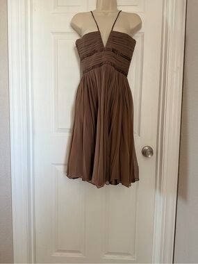 Laundry By Shelli Segal 100% Silk Beaded Brown Chiffon Dress size 4
